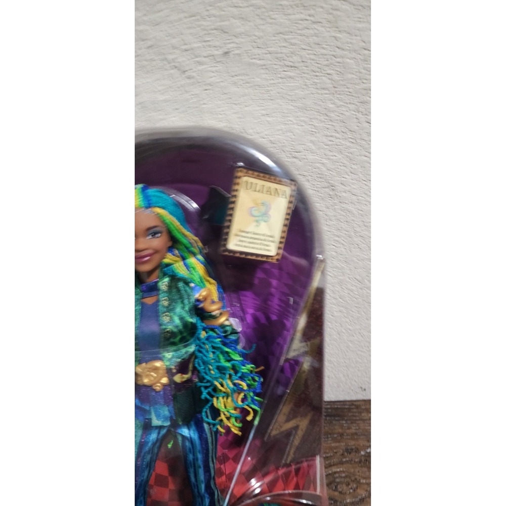 Disney Descendants 4 Rise of Red Uliana Fashion Doll Mattel NIB New